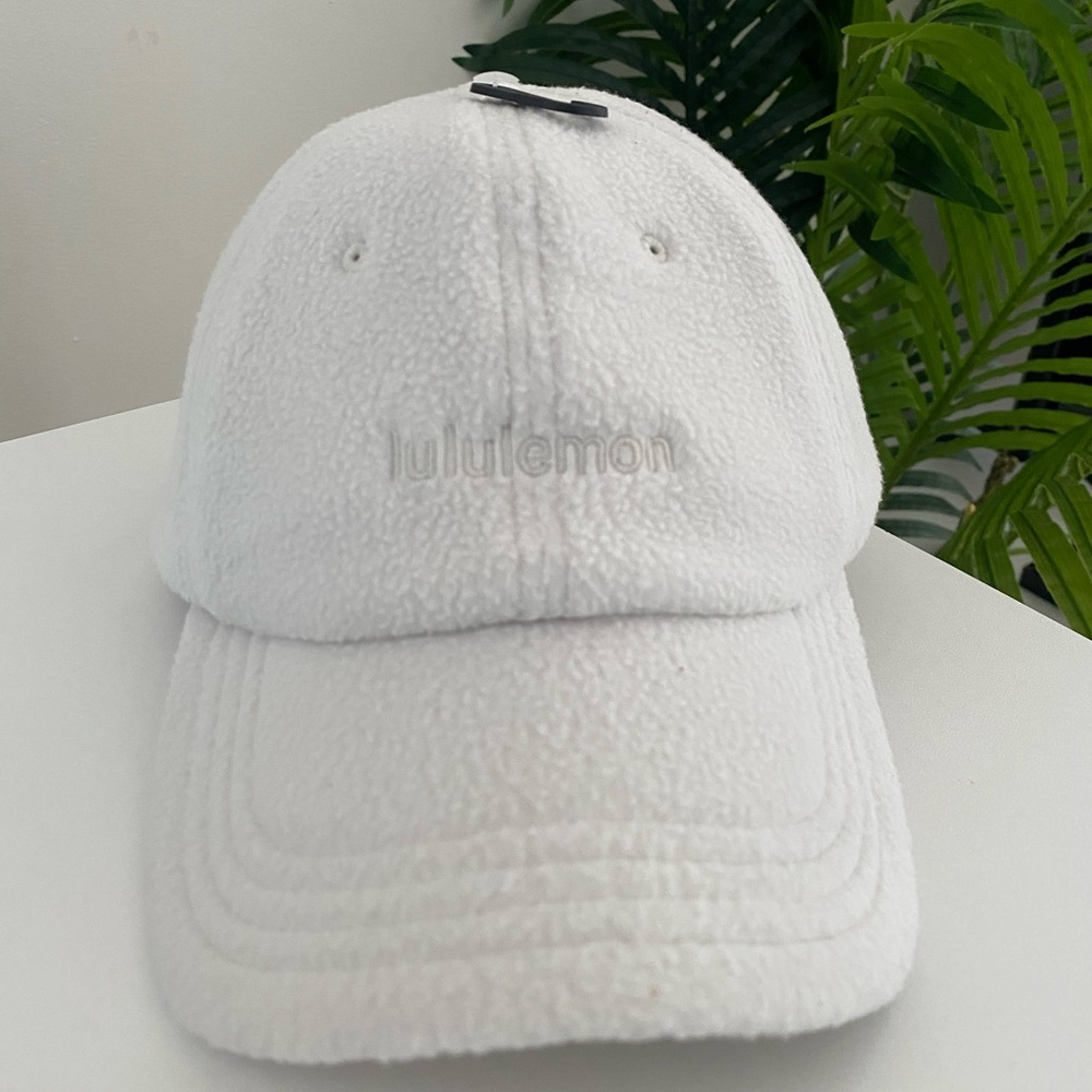 Lululemon Unisex Classic Ball Cap Fleece
